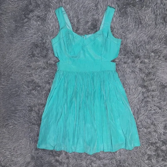 NWT Keepsake The Label Fit And Flare Side Cutout Dress Aquamarine Medium Flirty - Picture 3 of 12